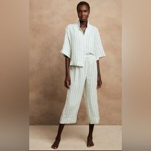 Banana Republic Cream Striped Pajama Set